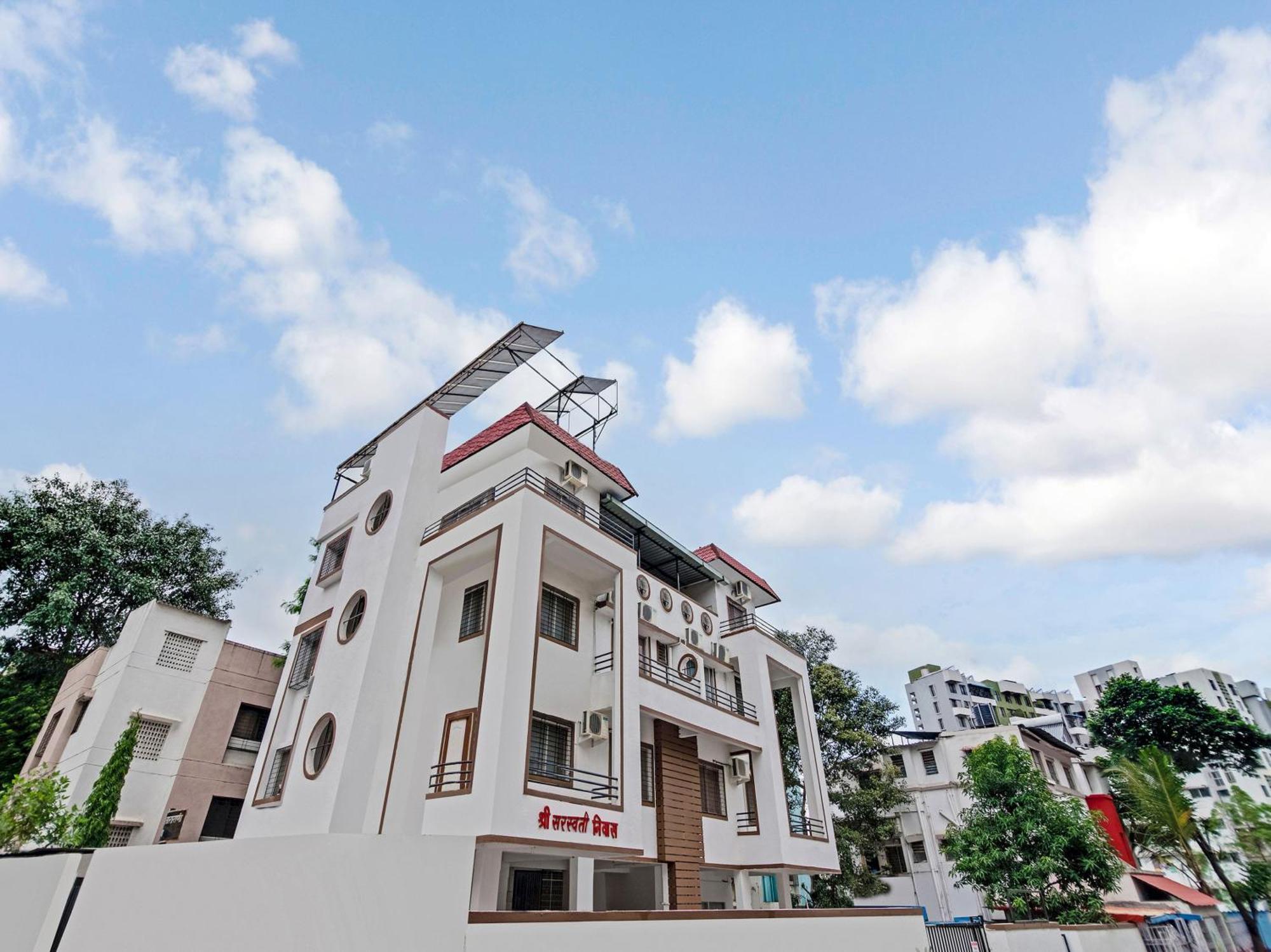 Super Hotel O Saraswati Niwas Vadgaon Budruk Pune Exterior foto